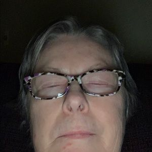 Meet your Posher, Brenda